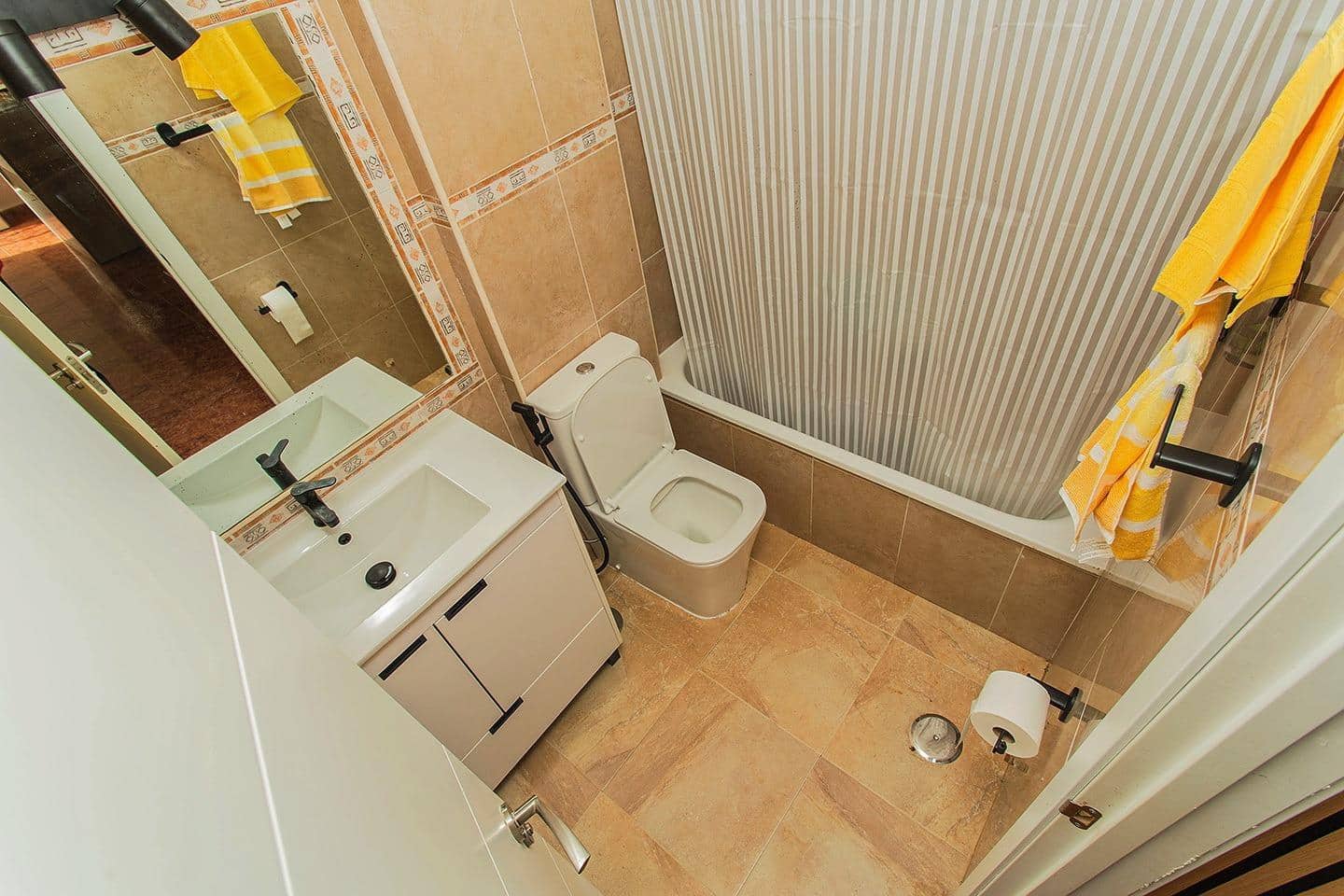 4 sypialnia Dom blizniak na sprzedaż w Orihuela z garażem - 200 000 € (Ref: 9345537)