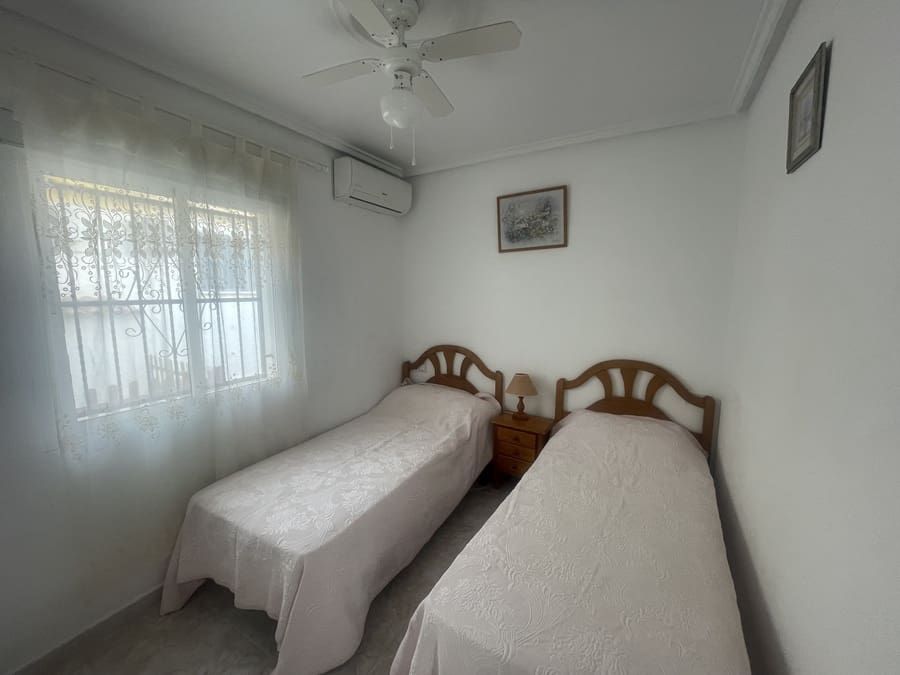 3 sovrum Bungalow till salu i Ciudad Quesada med pool - 190 000 € (Ref: 9372301)