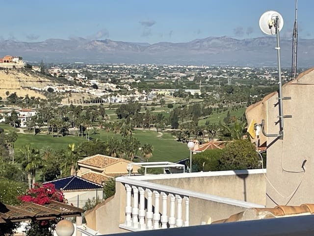 3 sovrum Semi-fristående Villa till salu i Ciudad Quesada, Rojales med pool - 199 000 € (Ref: 9372304)