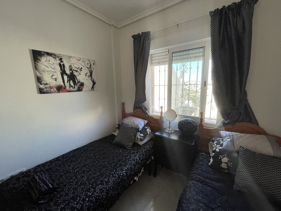 3 sovrum Semi-fristående Villa till salu i Ciudad Quesada med pool - 199 000 € (Ref: 9372304)