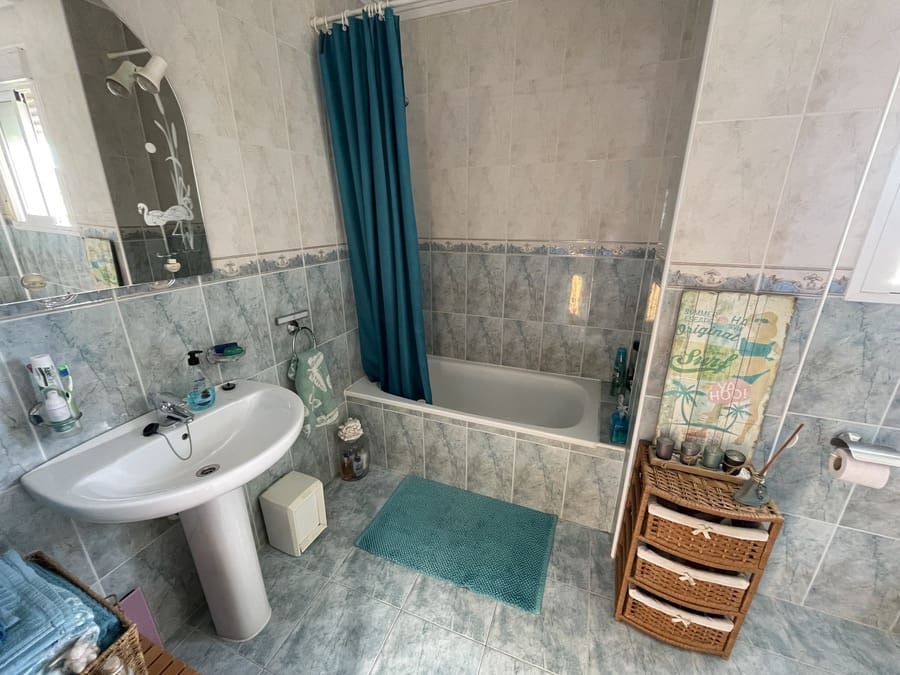 3 sovrum Semi-fristående Villa till salu i Ciudad Quesada med pool - 199 000 € (Ref: 9372304)