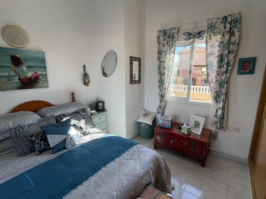 3 sovrum Semi-fristående Villa till salu i Ciudad Quesada med pool - 199 000 € (Ref: 9372304)