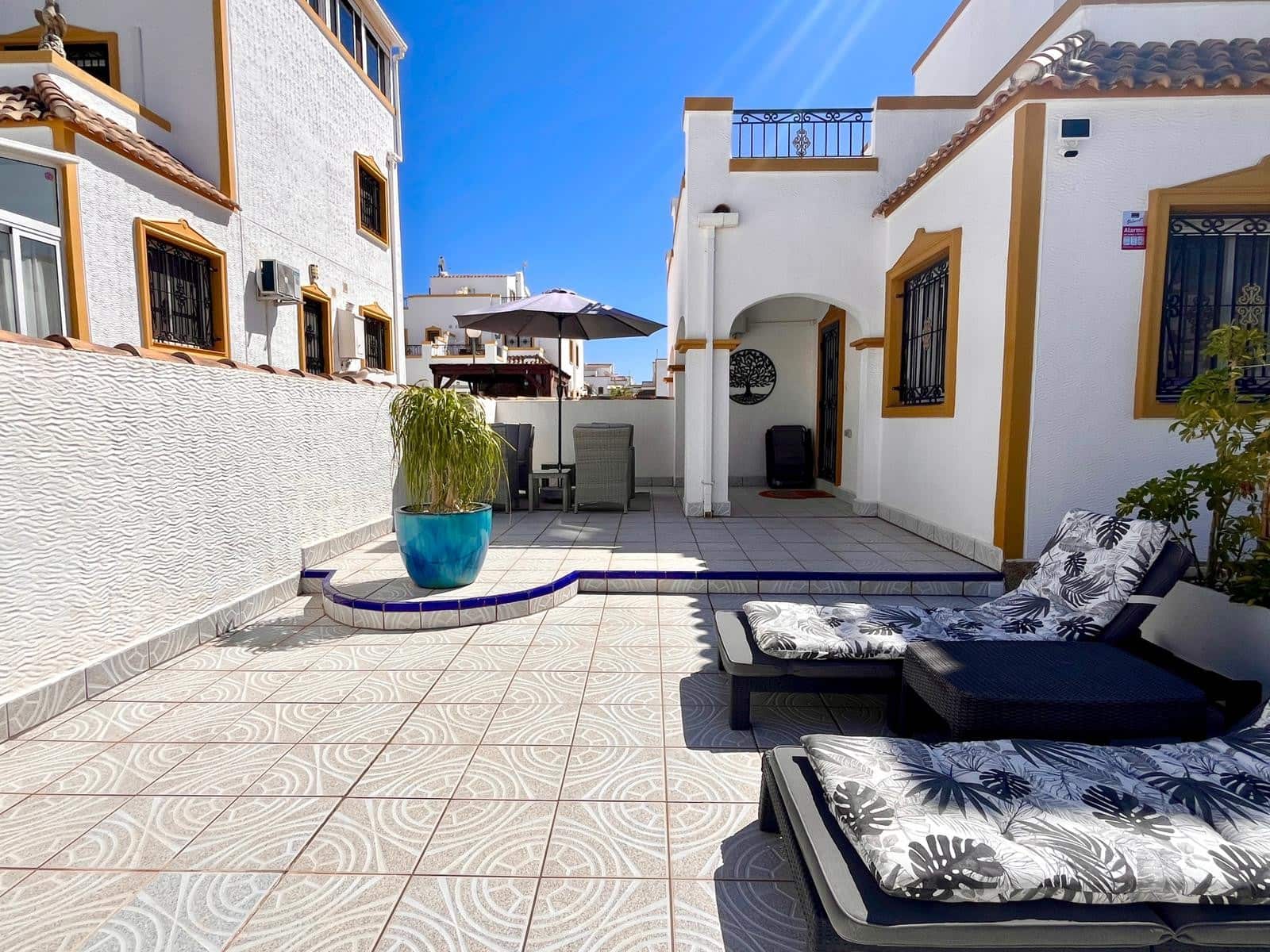 3 soveværelse Lejlighed til salg i Entre Naranjos med swimmingpool - € 199.900 (Ref: 9372310)