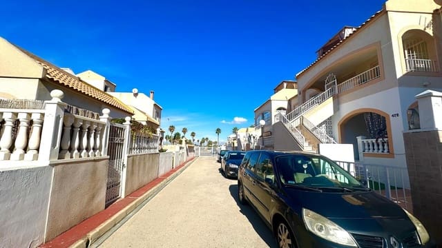 2 chambre Bungalow à vendre à El Chaparral - La Siesta - La Torreta, Torrevieja avec piscine - 154 900 € (Ref: 9383841)