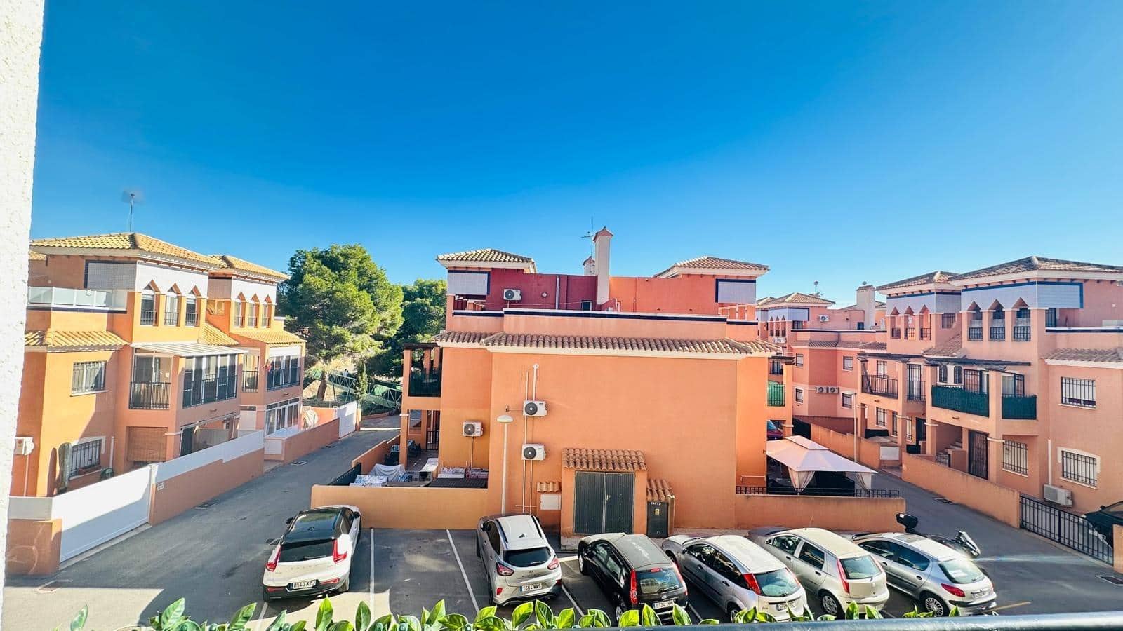 2 soverom Leilighet til salgs i Orihuela Costa med svømmebasseng - € 167 260 (Ref: 9383846)