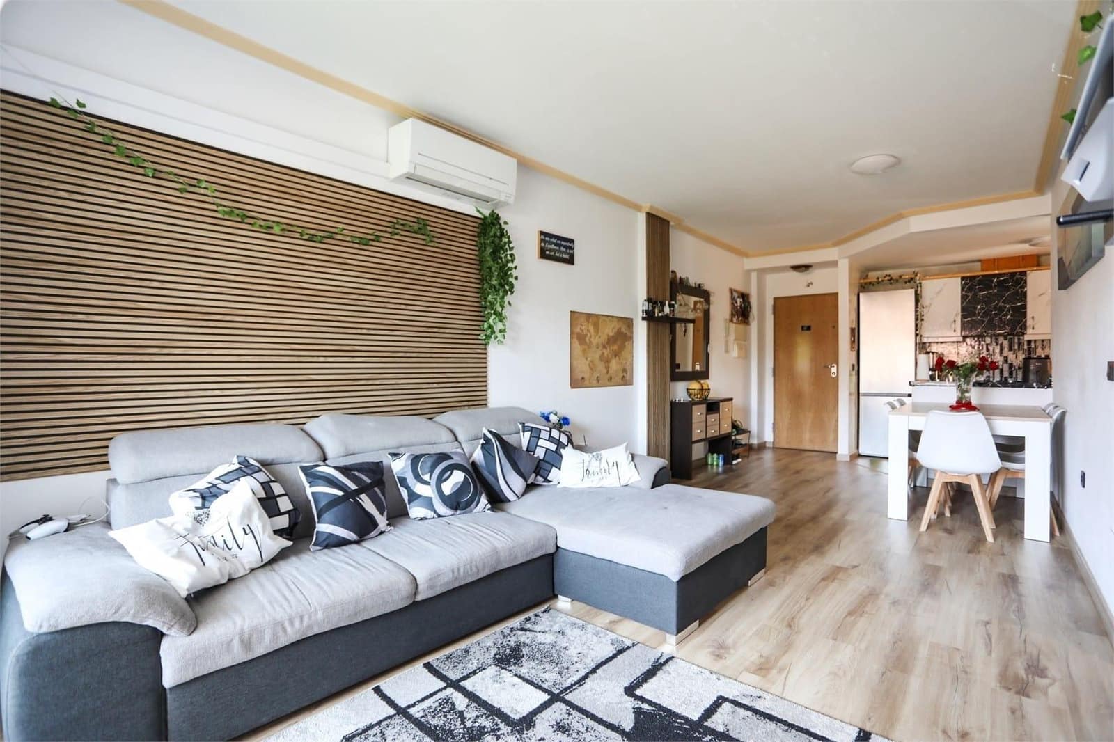 2 soverom Leilighet til salgs i Orihuela Costa med svømmebasseng - € 167 260 (Ref: 9383846)