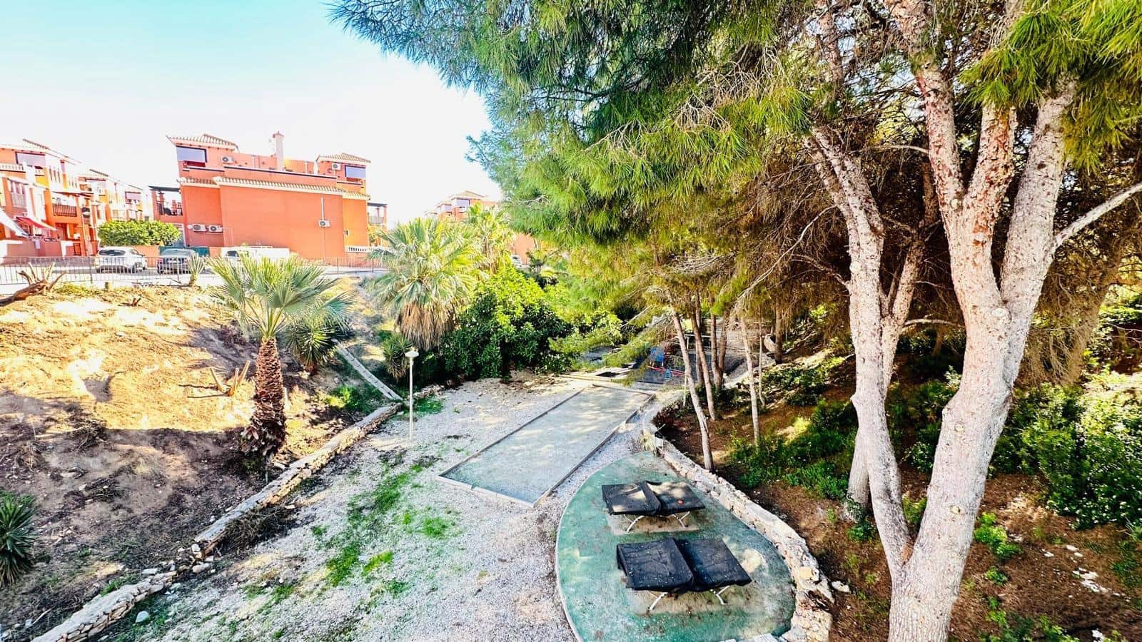 2 soverom Leilighet til salgs i Orihuela Costa med svømmebasseng - € 167 260 (Ref: 9383846)