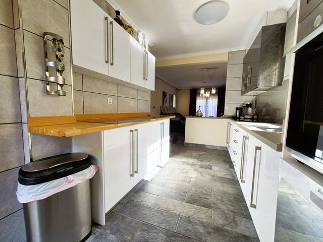 3 soverom Villa til salgs i Cabo Roig, Orihuela med svømmebasseng - € 349 995 (Ref: 9383853)