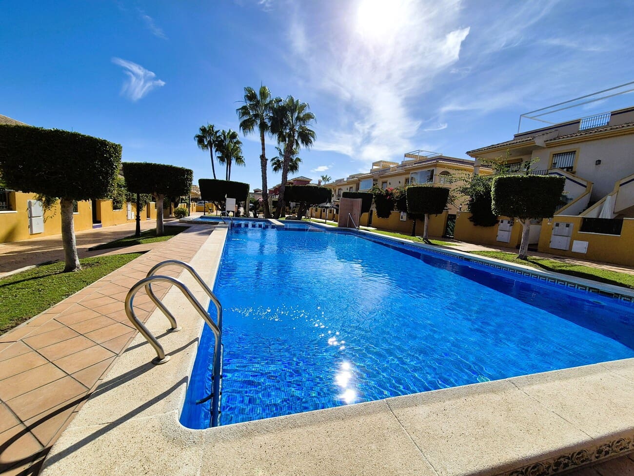 3 soverom Villa til salgs i Cabo Roig med svømmebasseng - € 349 995 (Ref: 9383853)