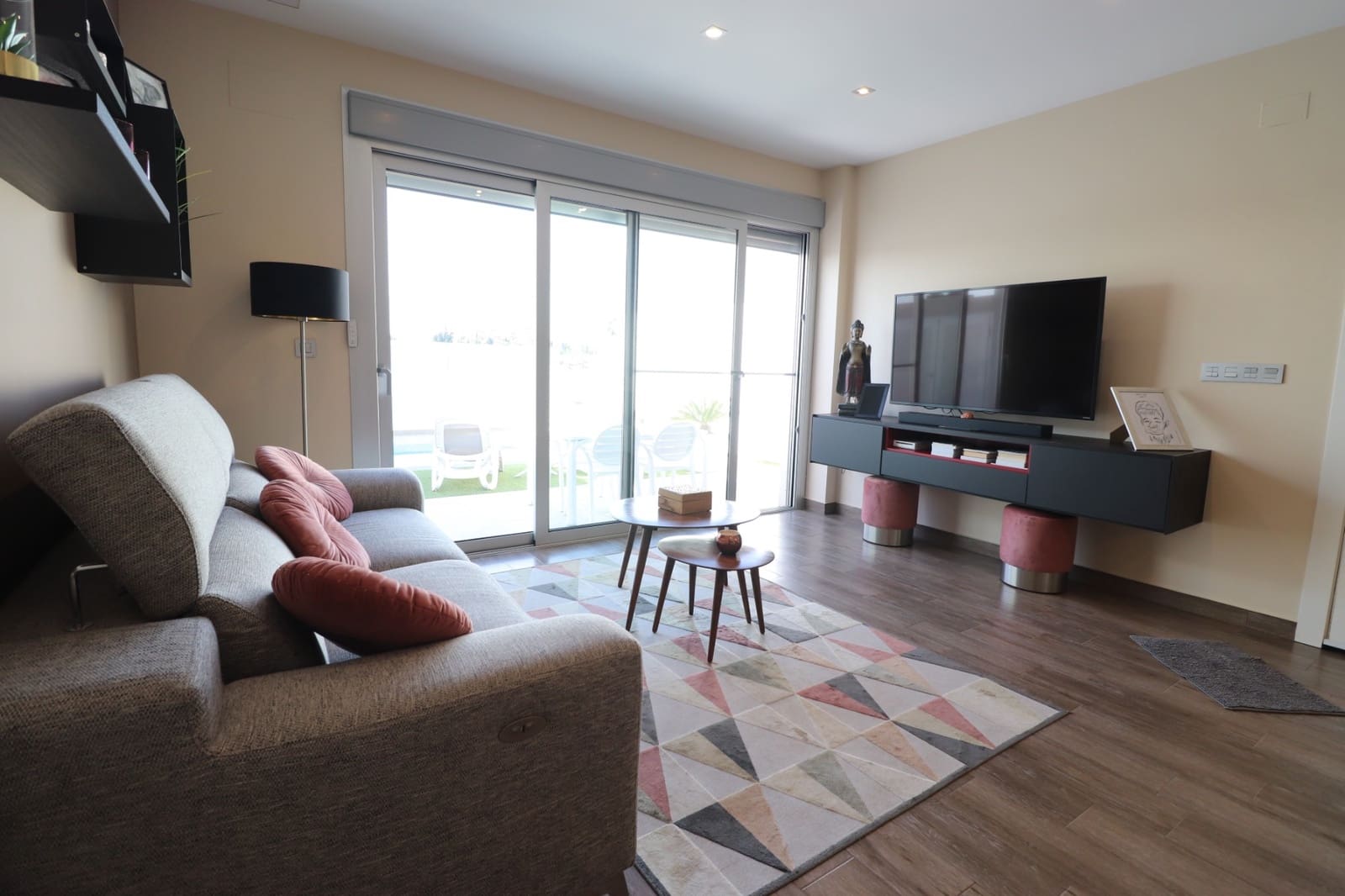 3 bedroom Villa for sale in Daya Vieja with pool - € 429,000 (Ref: 9391169)