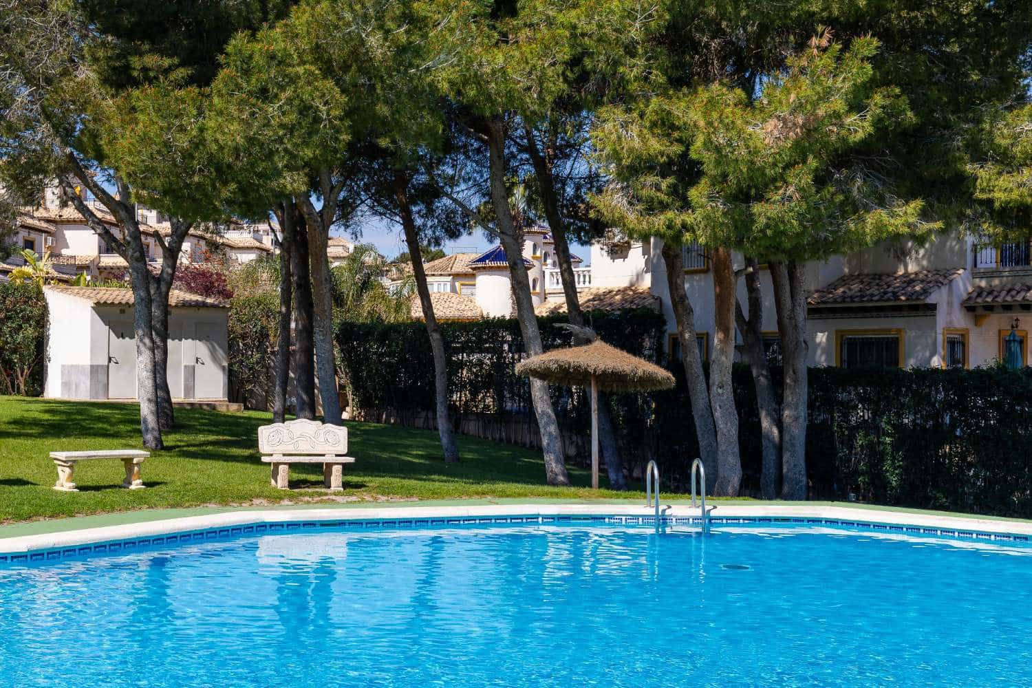 2 bedroom Apartment for sale in Orihuela with pool garage - € 169,900 (Ref: 9391178)