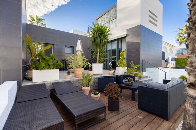 3 soverom Villa til salgs i Las Filipinas med garasje - € 339 000 (Ref: 9391179)