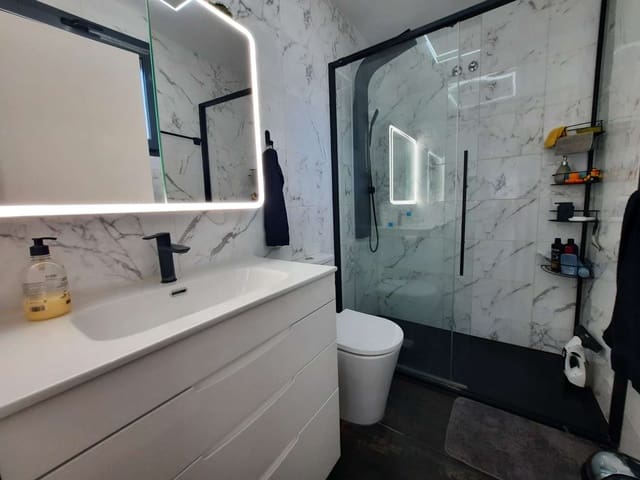 3 makuuhuone Huvila myytävänä paikassa Las Filipinas mukana 
autotalli - 329 000 € (Ref: 9391179)