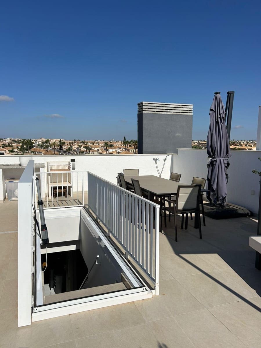 2 camera da letto Attico in vendita in Orihuela Costa con garage - 499.000 € (Rif: 9391186)