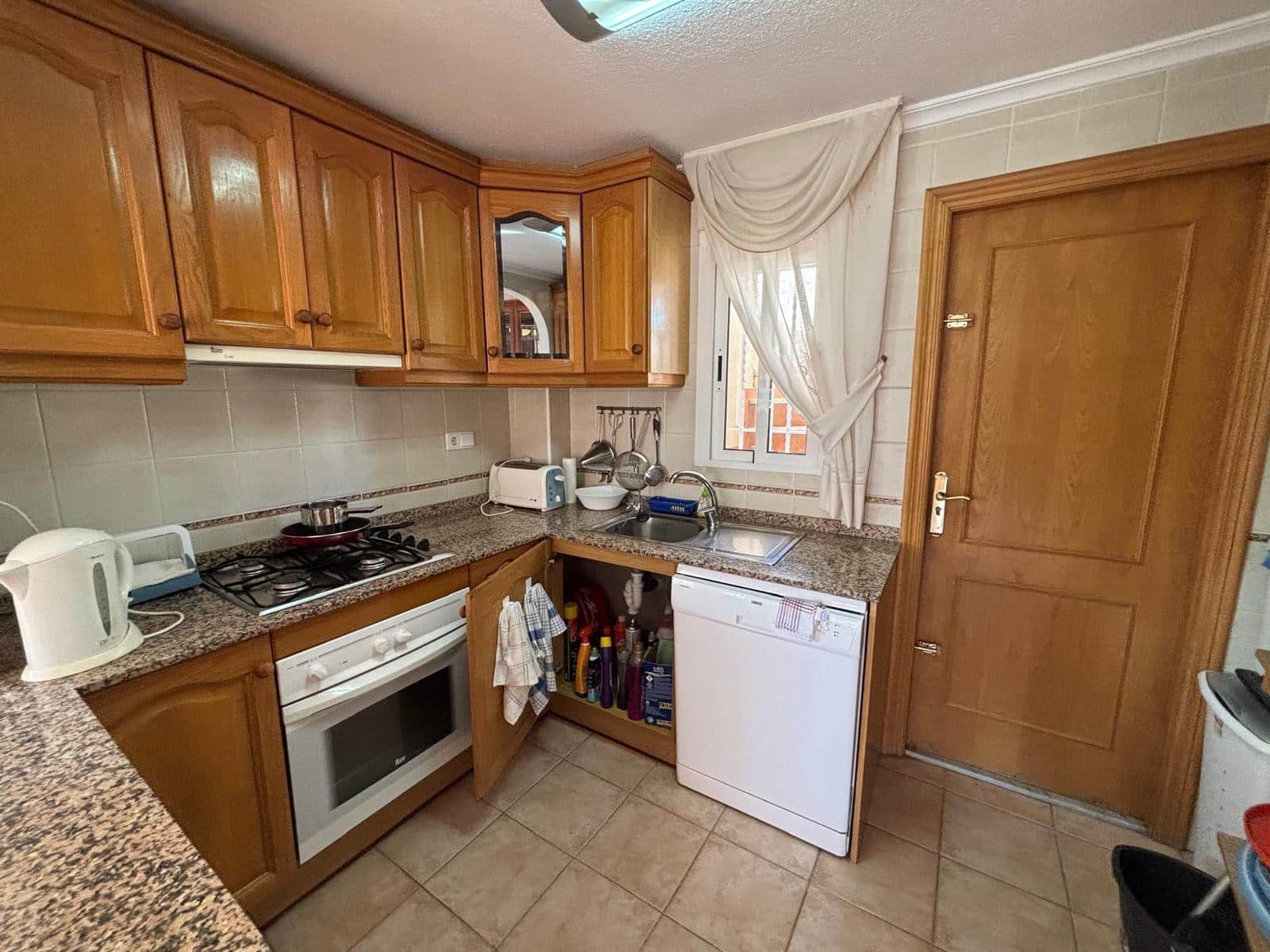 Bungalow de 3 habitaciones en Torrevieja en venta con garaje - 156.000 € (Ref: 9391188)