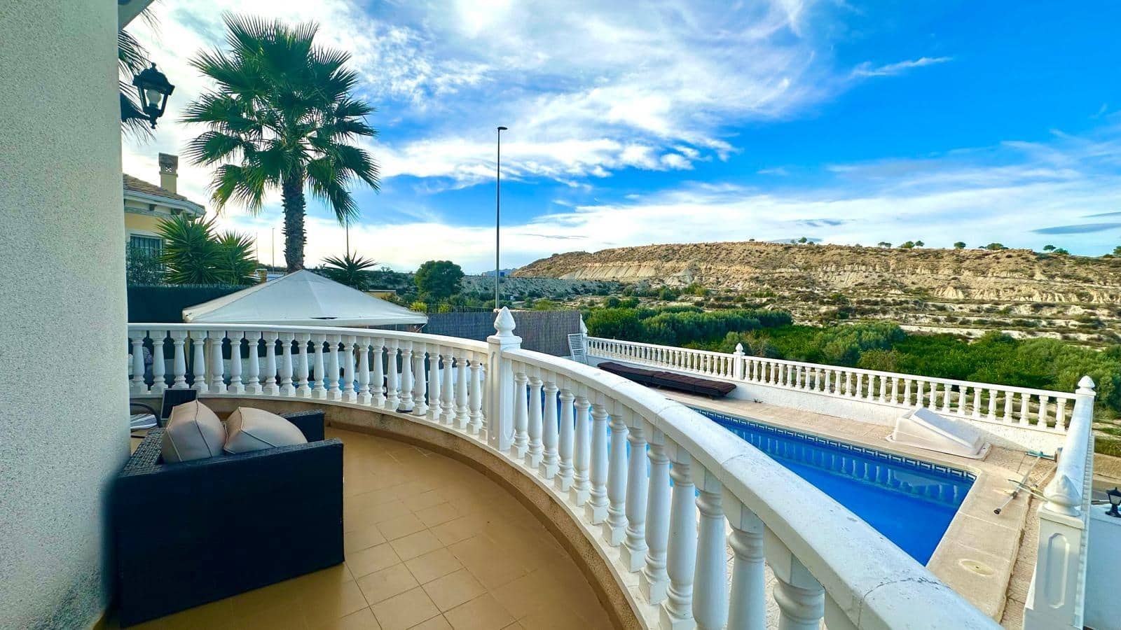 3 chambre Villa/Maison à vendre à Bigastro avec piscine - 280 000 € (Ref: 9391201)