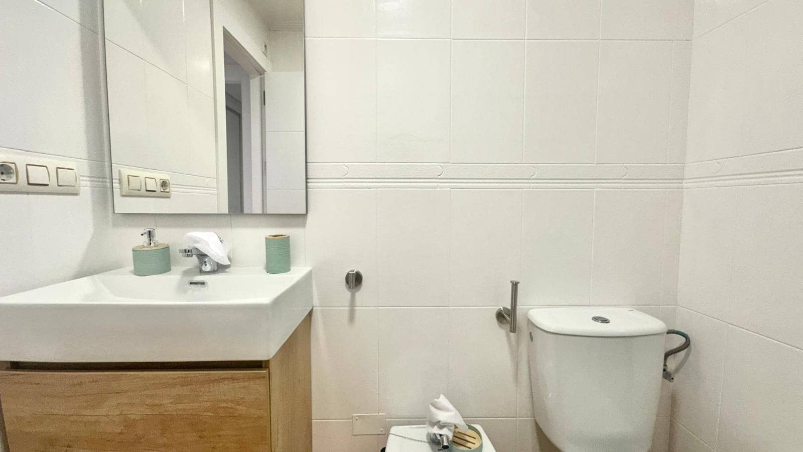 2 bedroom Bungalow for sale in Torrevieja - € 159,900 (Ref: 9391202)