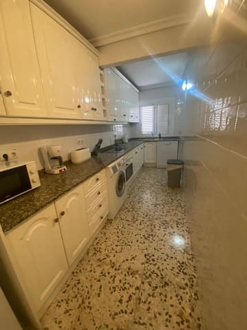 5 Zimmer Villa zu verkaufen in Los Balcones mit Pool Garage - 350.000 € (Ref: 9391205)