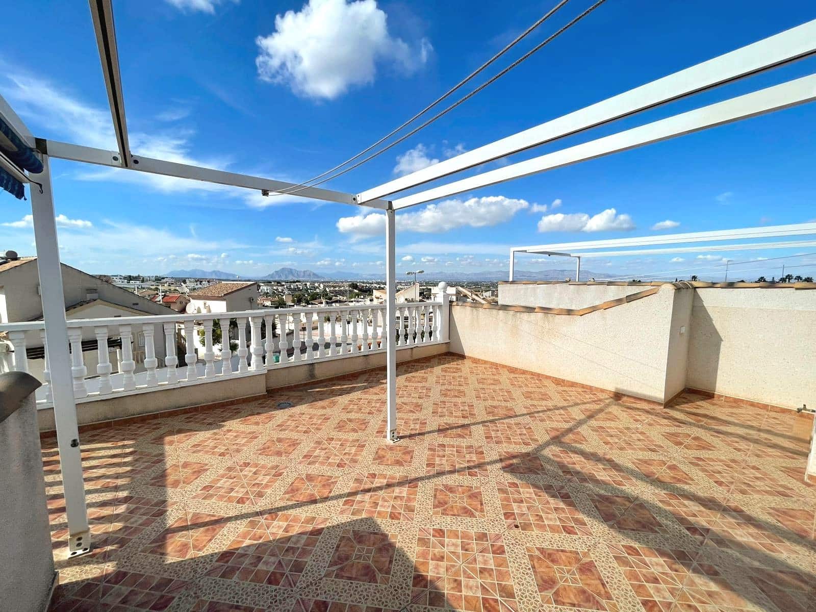 2 sovrum Hus till salu i Ciudad Quesada med pool - 185 000 € (Ref: 9392050)