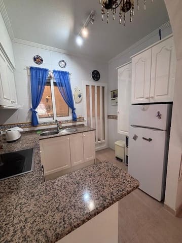 2 soverom Hus til salgs i Villamartin, Orihuela med svømmebasseng garasje - € 164 950 (Ref: 9393418)