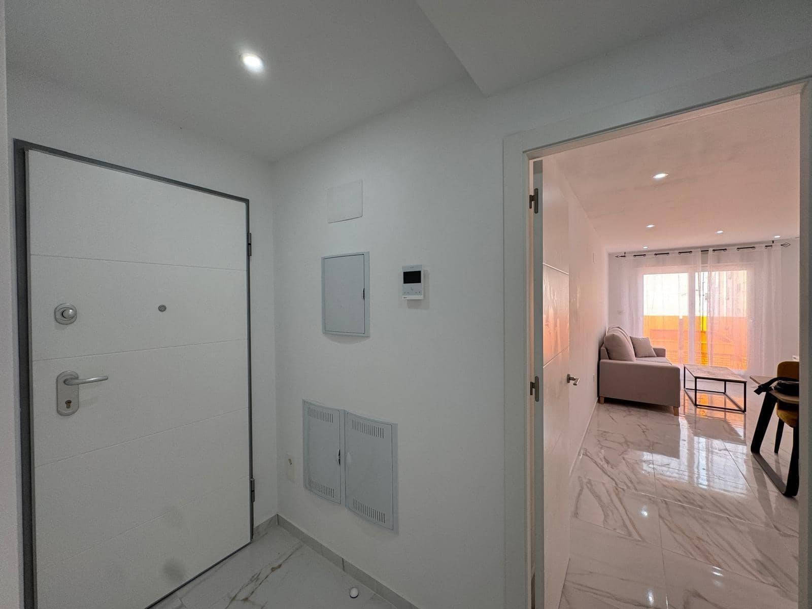 2 quarto Apartamento para venda em Torrevieja - 228 000 € (Ref: 9393419)