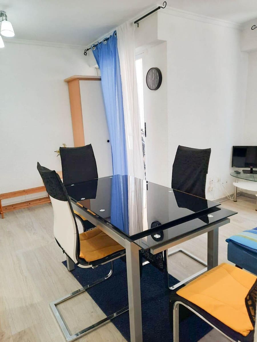 2 soverom Leilighet til salgs i Torrevieja - € 127 000 (Ref: 9393422)