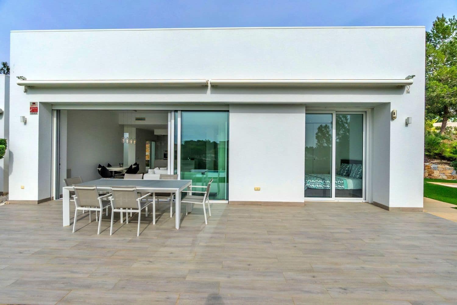 3 bedroom Villa for sale in Orihuela with pool - € 990,000 (Ref: 9393431)