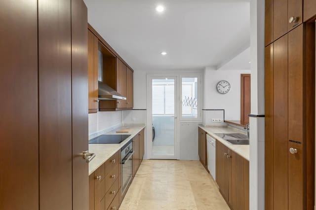 2 Zimmer Apartment zu verkaufen in Punta Prima, Torrevieja mit Pool Garage - 255.000 € (Ref: 9393434)