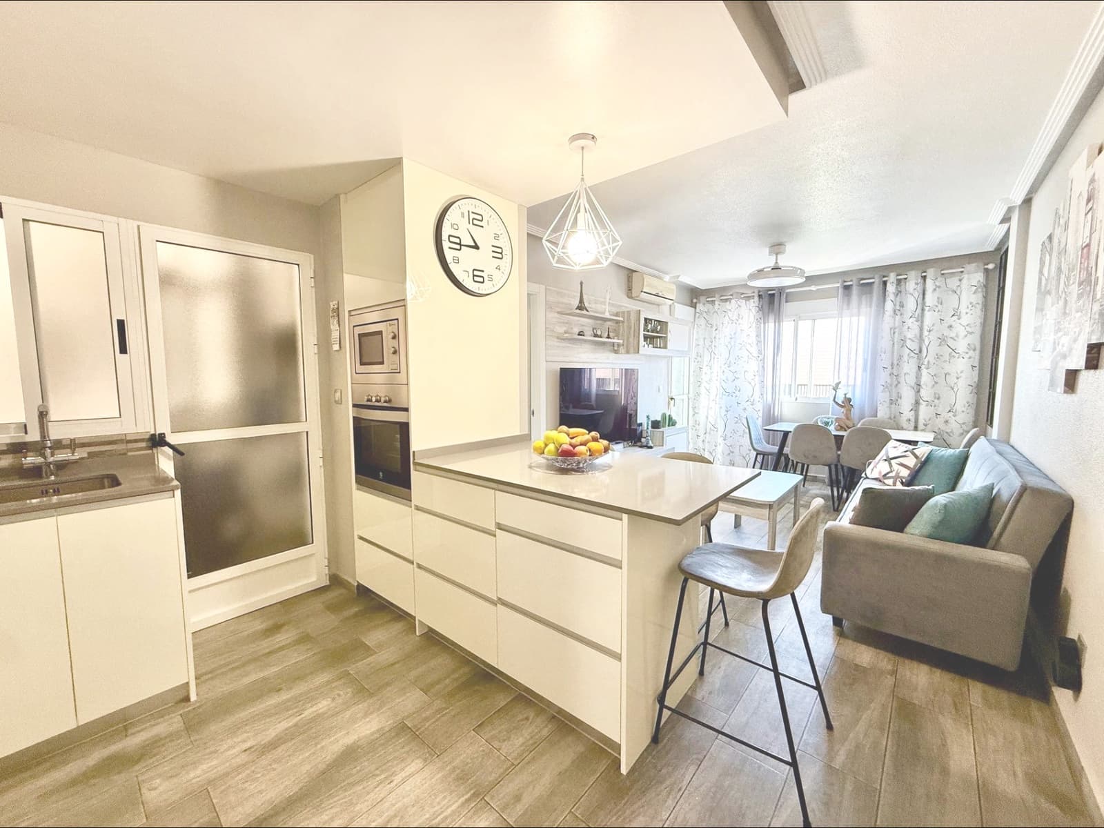 2 soverom Leilighet til salgs i Torrevieja med svømmebasseng - € 148 900 (Ref: 9393436)