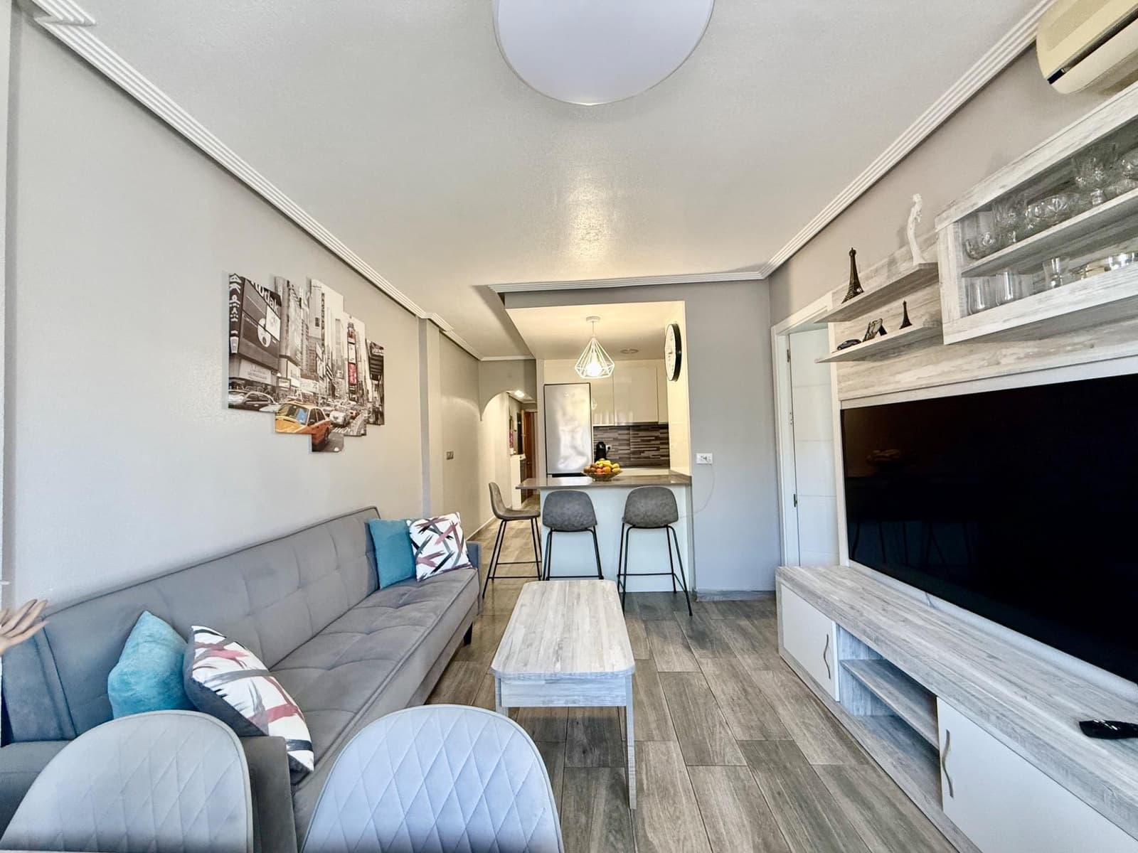 2 soverom Leilighet til salgs i Torrevieja med svømmebasseng - € 148 900 (Ref: 9393436)