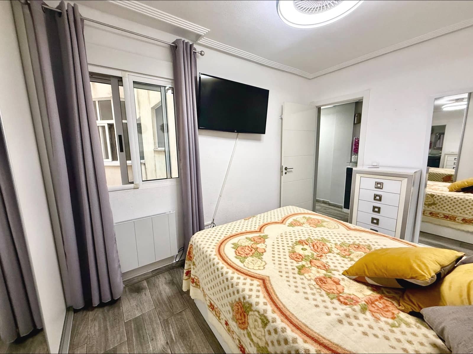 2 soverom Leilighet til salgs i Torrevieja med svømmebasseng - € 148 900 (Ref: 9393436)