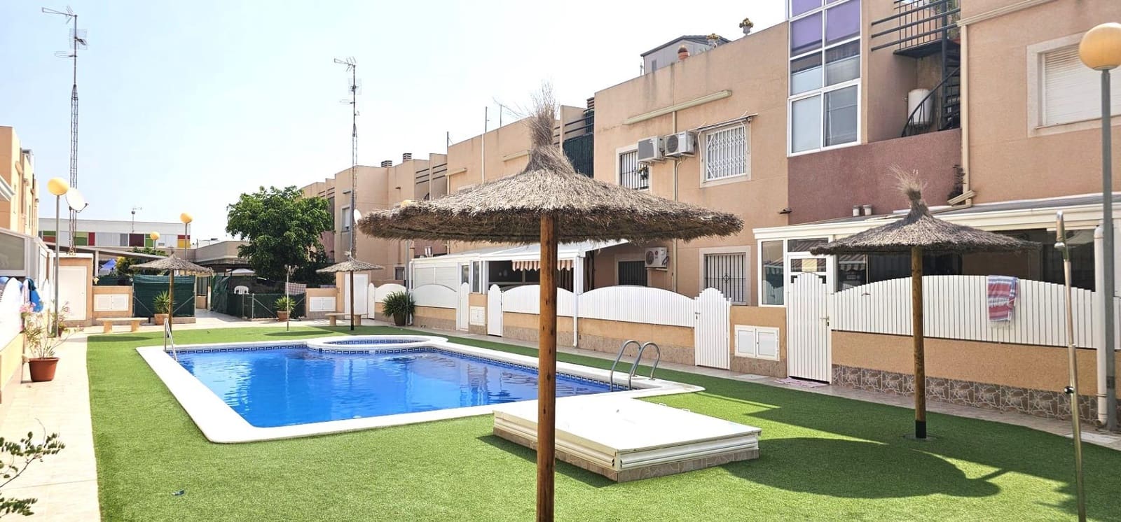 2 slaapkamer Bungalow te koop in Santiago de la Ribera met zwembad - € 114.500 (Ref: 9417748)