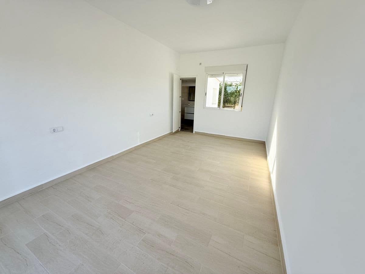 3 soveværelse Finca/Landehus til salg i Dolores med swimmingpool garage - € 529.000 (Ref: 9417753)