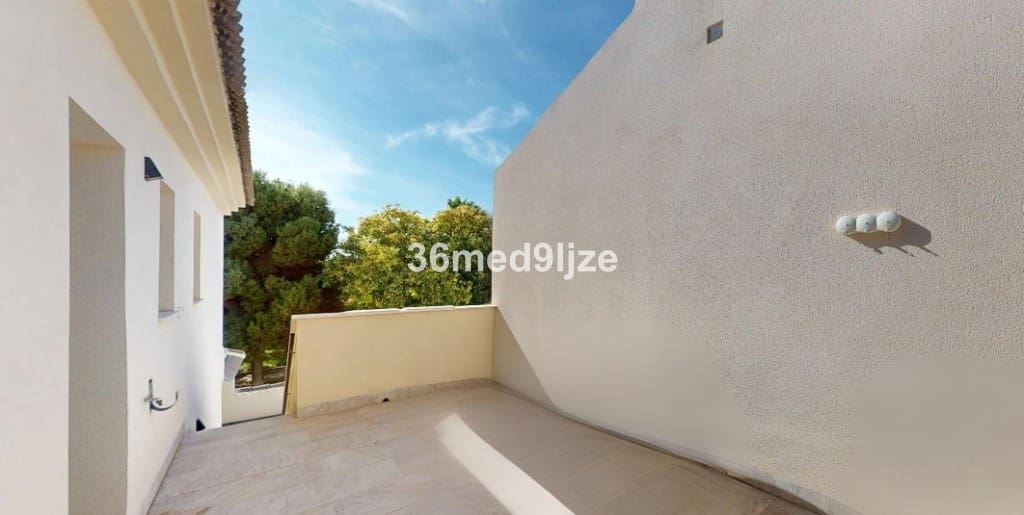 5 soverom Villa til salgs i Los Narejos med garasje - € 649 000 (Ref: 9417762)