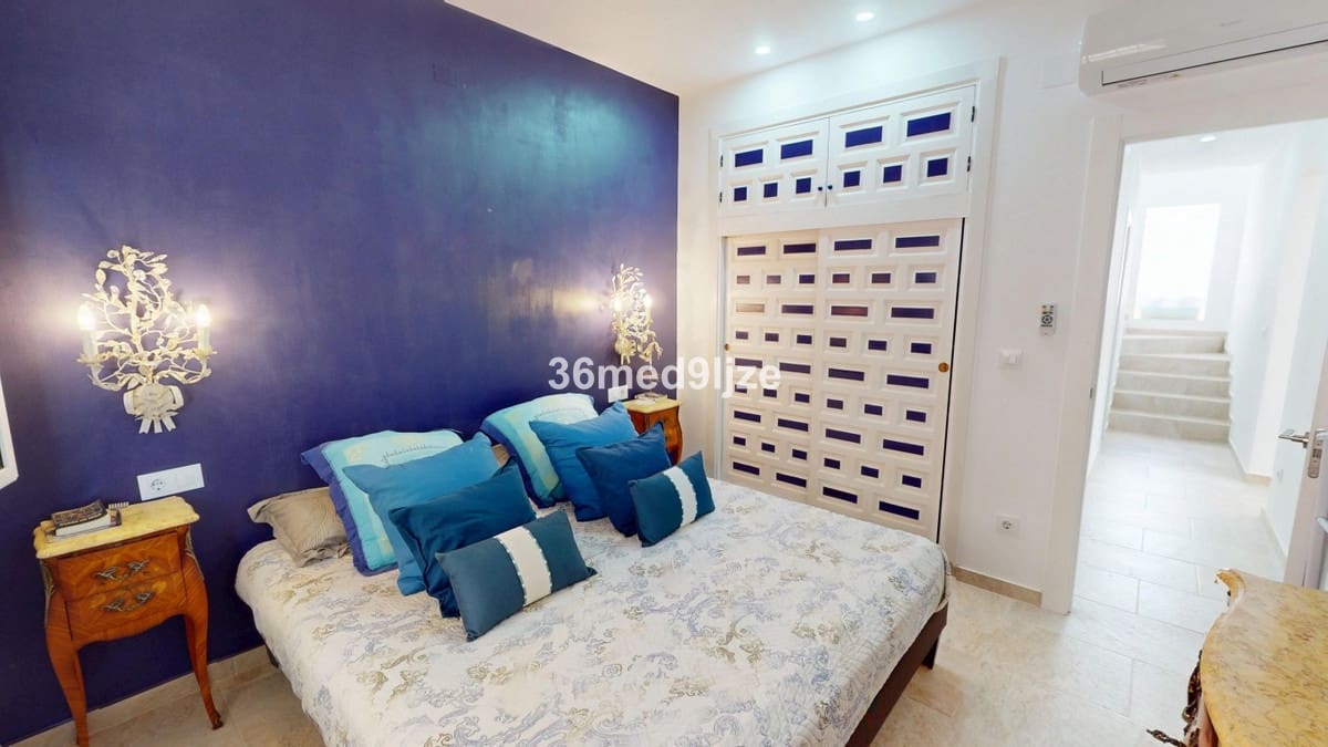 5 soverom Villa til salgs i Los Narejos med garasje - € 649 000 (Ref: 9417762)