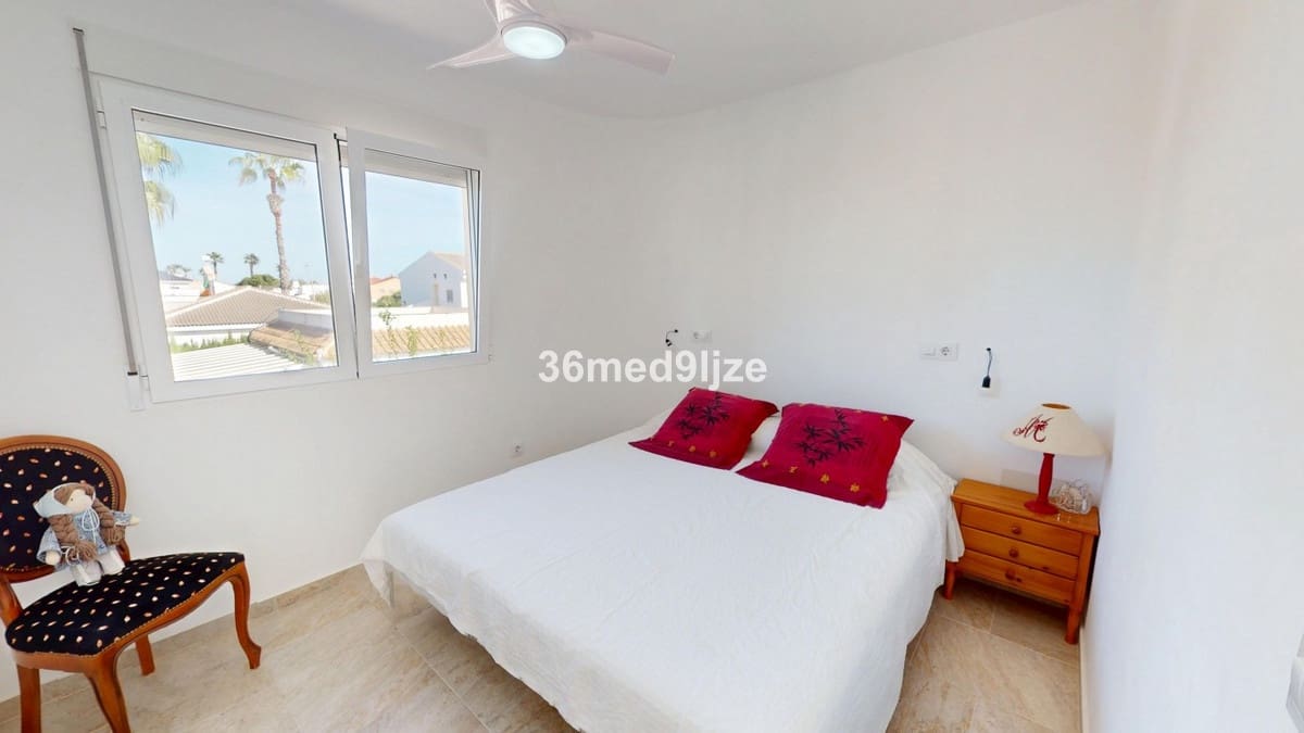 5 soverom Villa til salgs i Los Narejos med garasje - € 649 000 (Ref: 9417762)