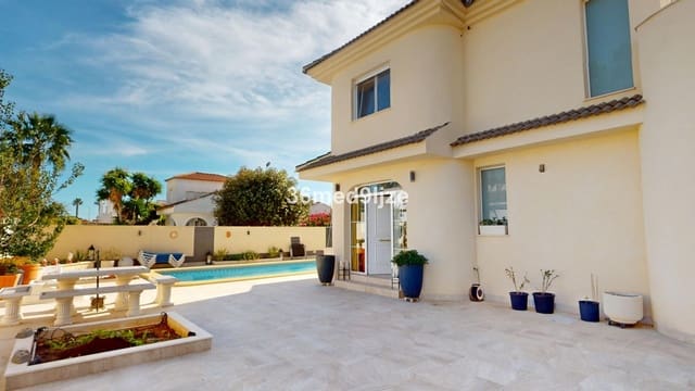 5 soverom Villa til salgs i Los Narejos, Los Alcázares med garasje - € 649 000 (Ref: 9417762)