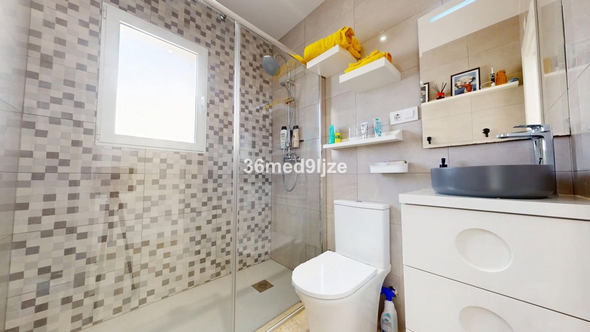 5 soverom Villa til salgs i Los Narejos med garasje - € 649 000 (Ref: 9417762)