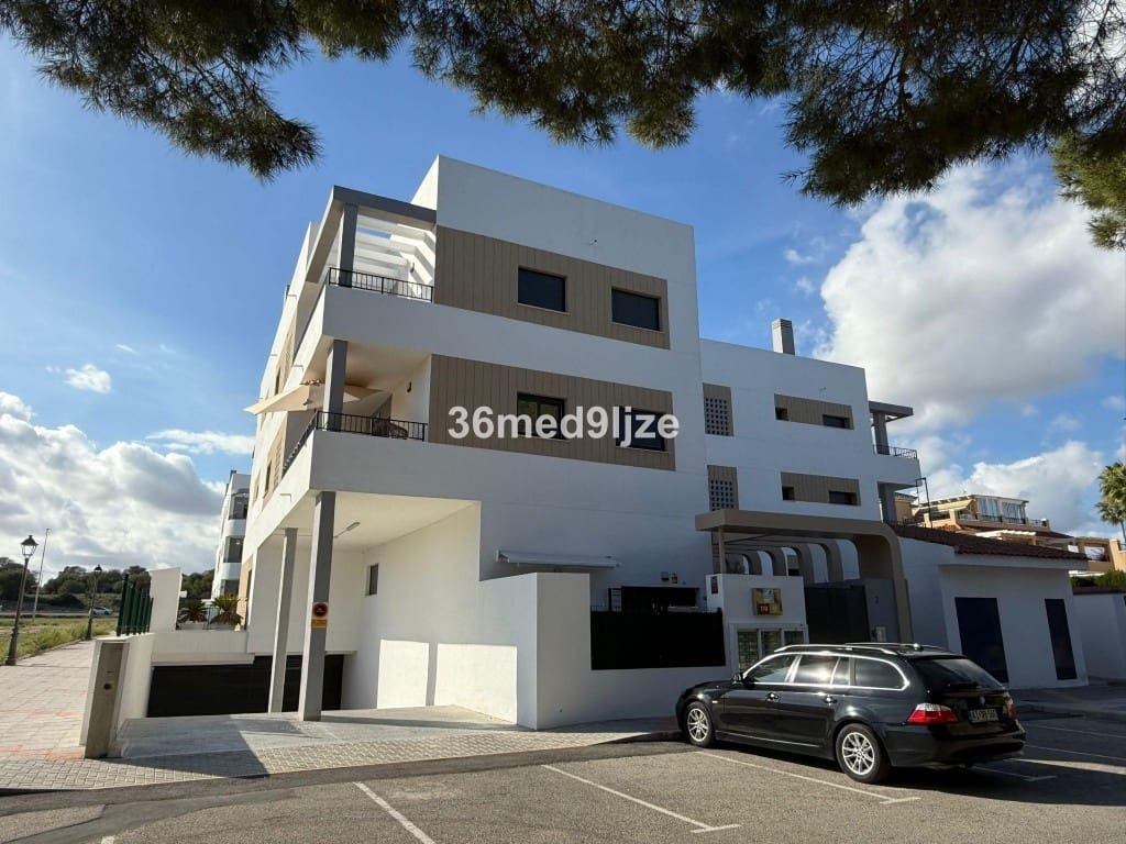 1 bedroom Apartment for sale in Orihuela with garage - € 168,000 (Ref: 9417764)
