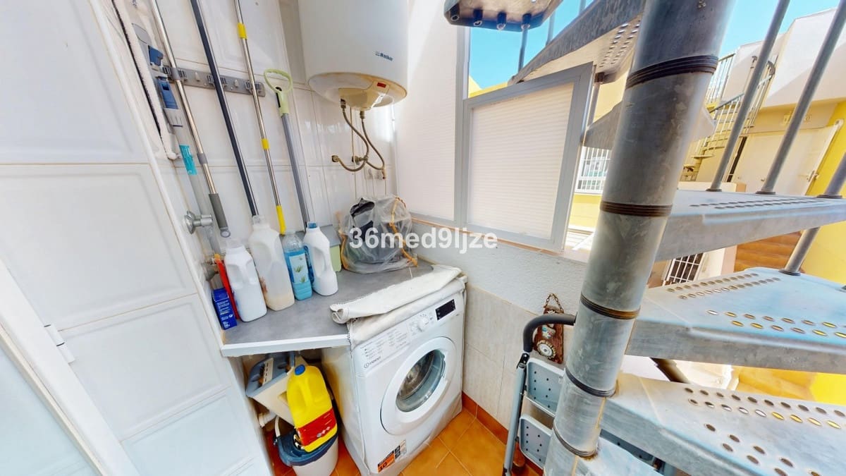 2 soveværelse Lejlighed til salg i Los Narejos med garage - € 155.000 (Ref: 9417766)