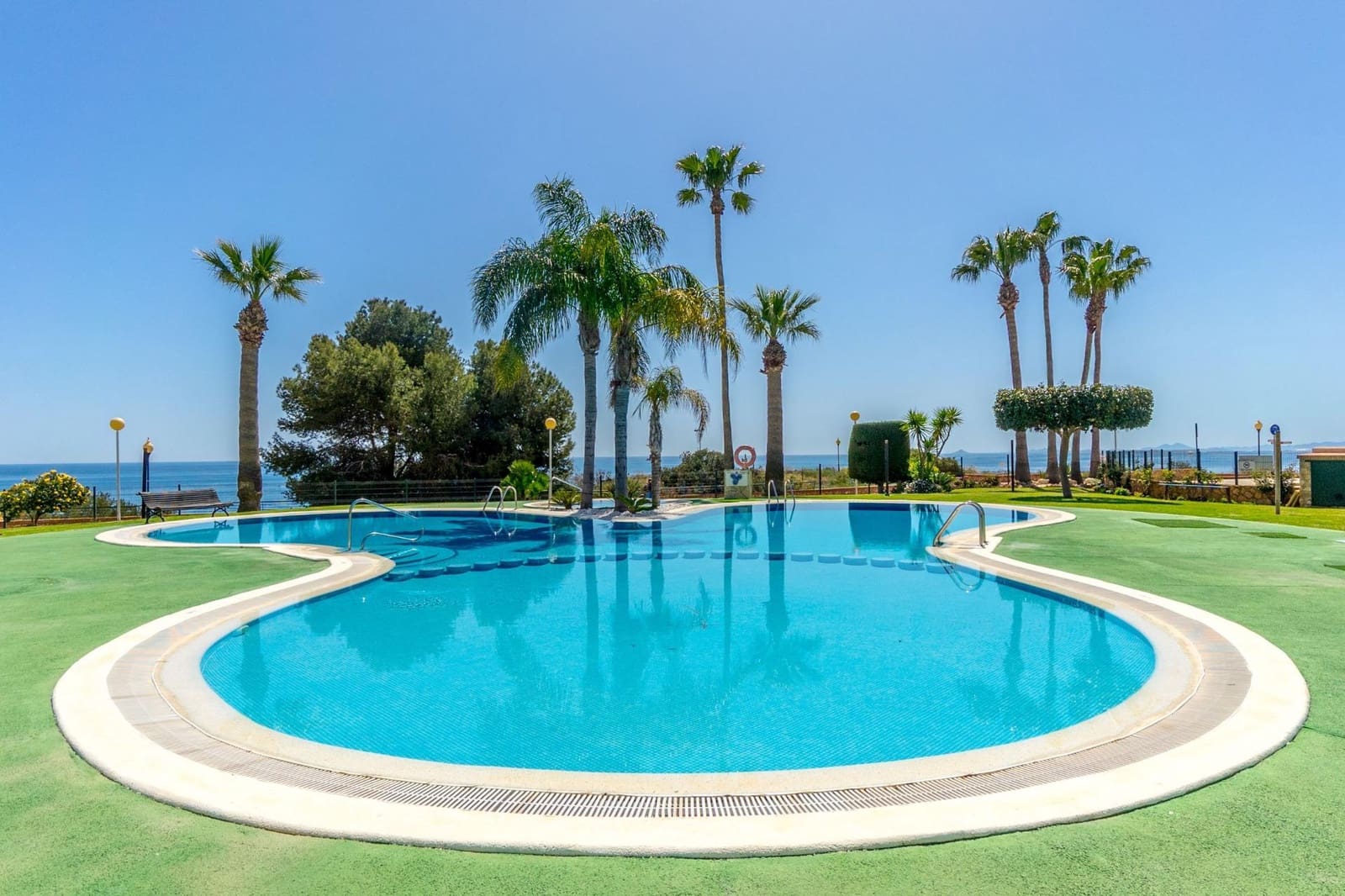 2 soveværelse Lejlighed til salg i Orihuela Costa med swimmingpool - € 279.000 (Ref: 9425288)
