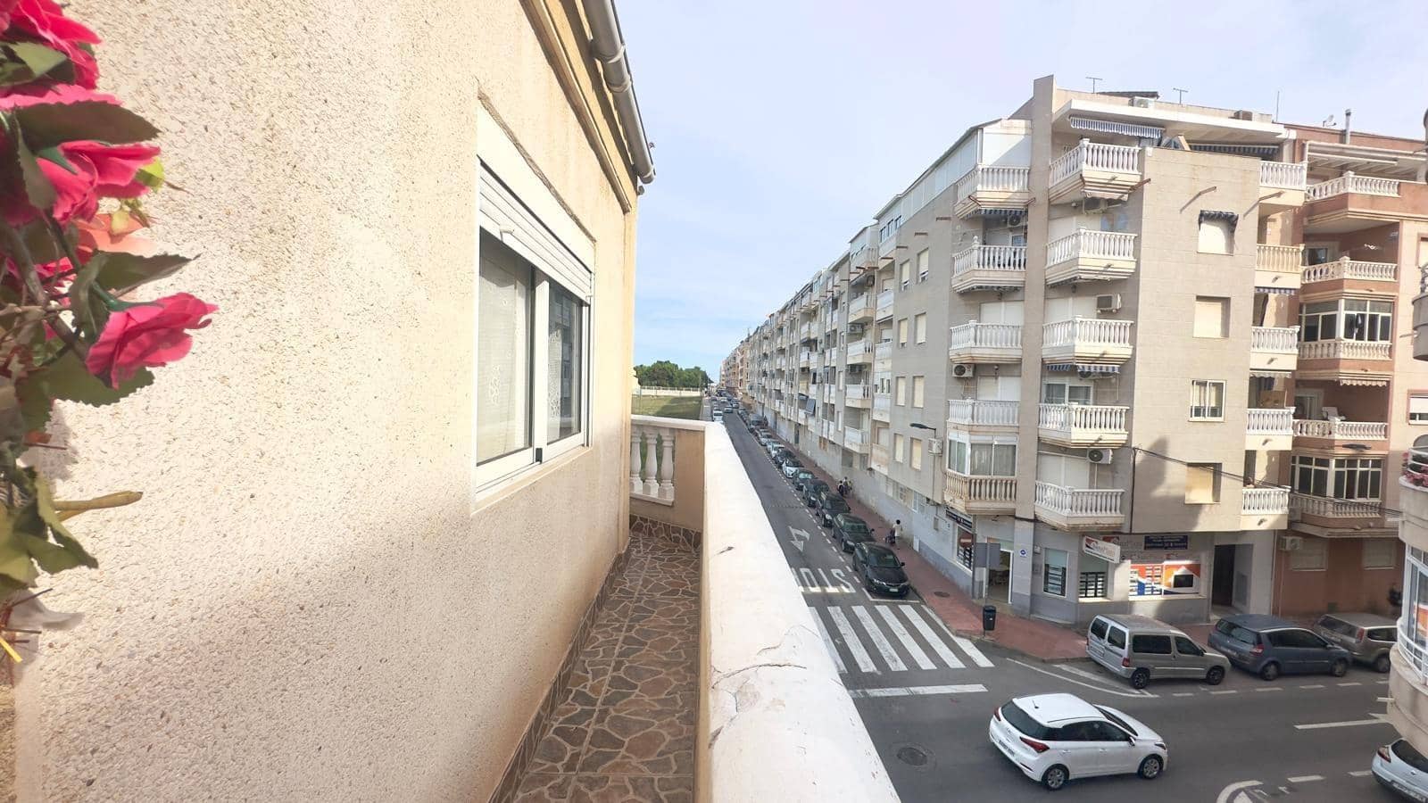 2 soveværelse Penthouse til salg i Torrevieja med swimmingpool - € 149.900 (Ref: 9425294)