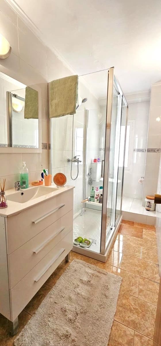 3 bedroom Apartment for sale in Bigastro - € 82,300 (Ref: 9425300)