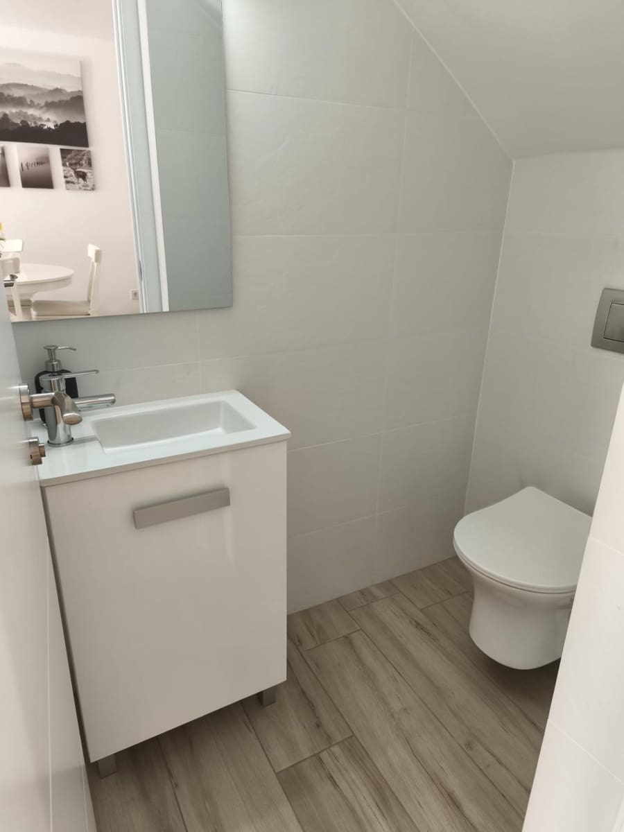 3 soveværelse Byhus til salg i Torrevieja med swimmingpool - € 249.900 (Ref: 9425304)