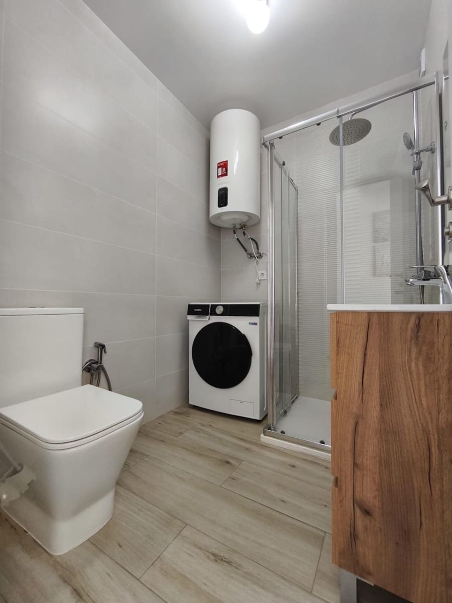 3 soveværelse Byhus til salg i Torrevieja med swimmingpool - € 249.900 (Ref: 9425304)