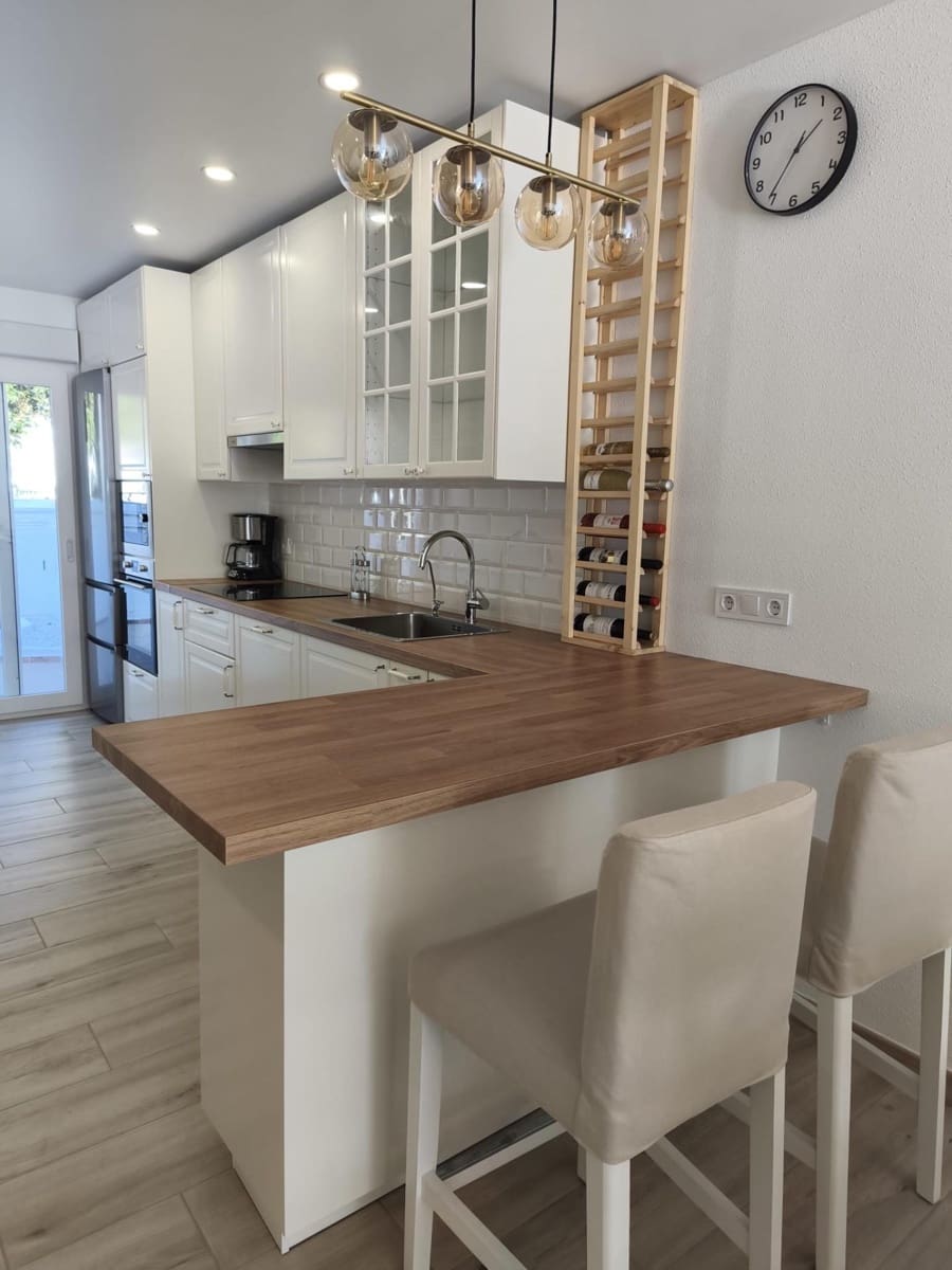 3 soveværelse Byhus til salg i Torrevieja med swimmingpool - € 249.900 (Ref: 9425304)