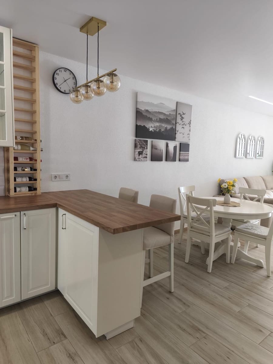 3 soveværelse Byhus til salg i Torrevieja med swimmingpool - € 249.900 (Ref: 9425304)