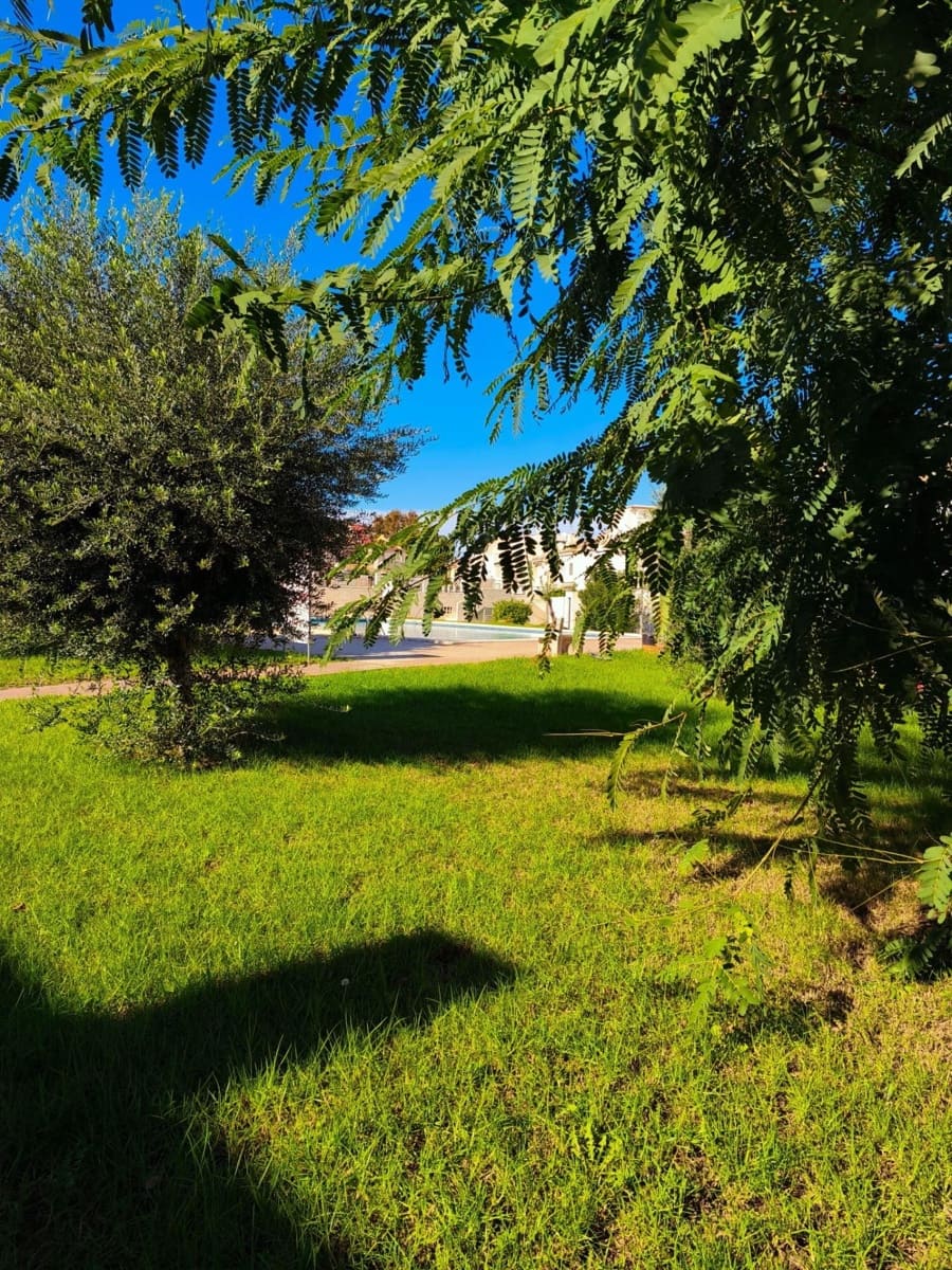 3 soveværelse Byhus til salg i Torrevieja med swimmingpool - € 249.900 (Ref: 9425304)