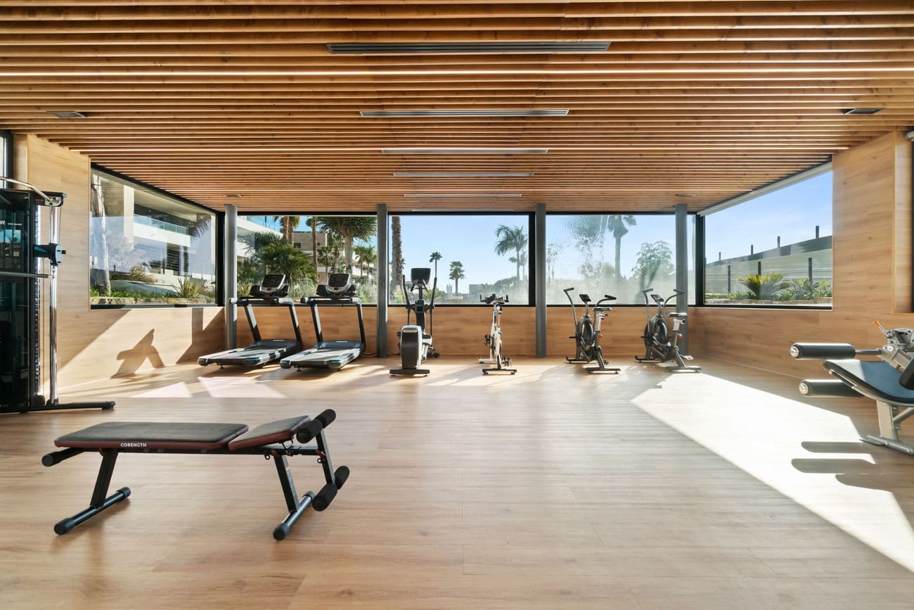 2 bedroom Apartment for sale in Playa Flamenca with pool garage - € 395,000 (Ref: 9425317)