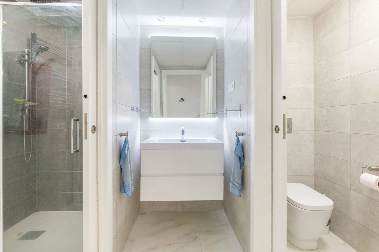 2 bedroom Apartment for sale in Playa Flamenca with pool garage - € 395,000 (Ref: 9425317)